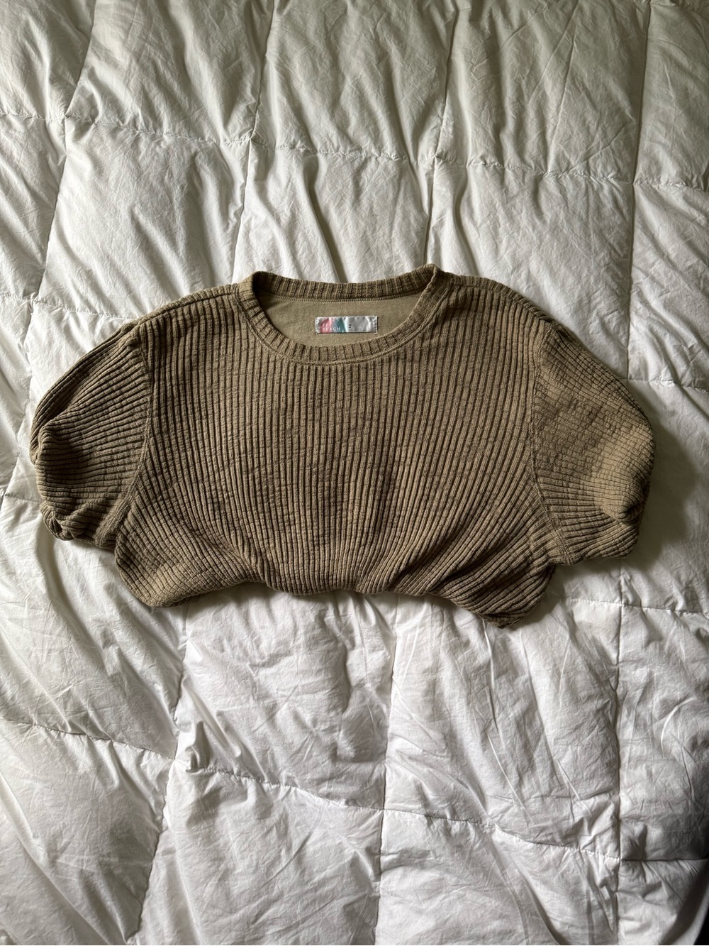 Free people beach Ribbed bubble hem crop top in Olive/ecru